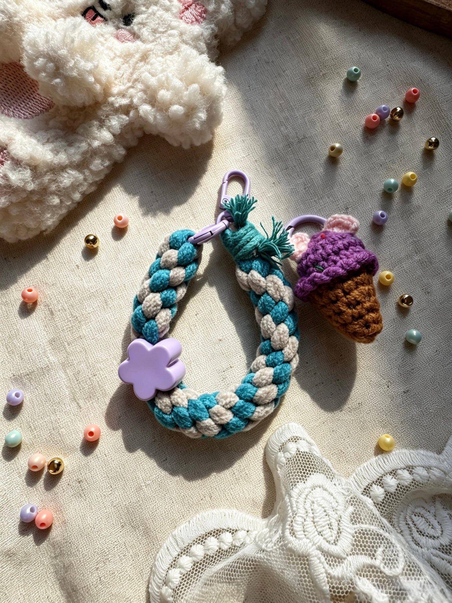 Velvet Scoop Strap